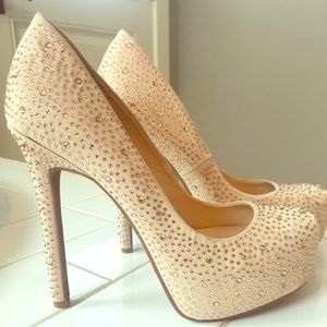 Classy & Sexy sparkly pumps